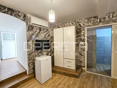 Commercial space 81 m², Varoš, Split - near Diocletian's Palace - 2