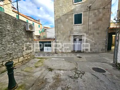Commercial space 81 m², Varoš, Split - near Diocletian's Palace - 18