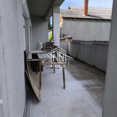 Stan 95 m², Gornji Karin - dvije jedinice i terasa - 9