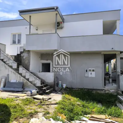 Stan 95 m², Gornji Karin - dvije jedinice i terasa - 7