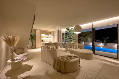 House for sale in Čiovo, 351 m² - 17