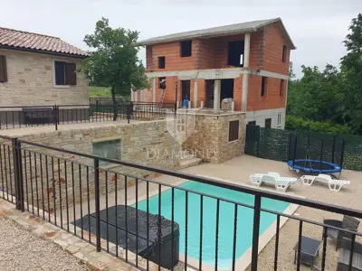 House for sale in Barban, 400 m² - 8