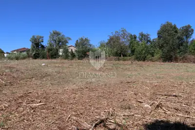 Građevinsko zemljište 1.071 m², Labin - rub grada - 3