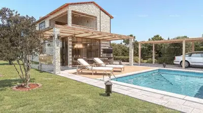 Haus im Bau, 200 m², in der Nähe von Svetvinčenat. - 2