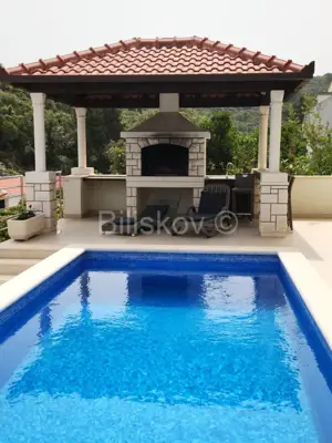 Vila 280 m², Žrnovska Banja, prvi red uz more i bazen - 9