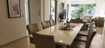 Vila 280 m², Žrnovska Banja, prvi red uz more i bazen - 5