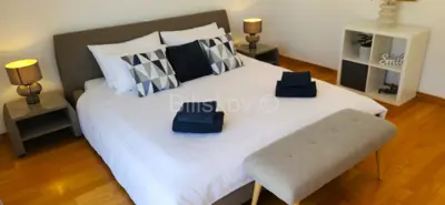 Villa 280 m², Žrnovska Banja, first row by the sea and pool - 16