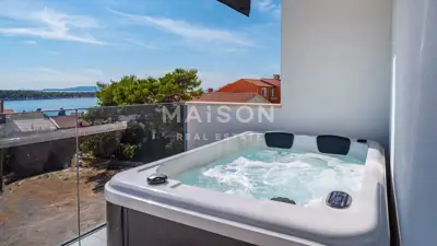 Villa on Rab, Banjol, luxury and privacy by the beach - 3