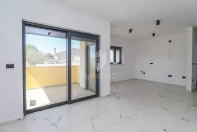 Wohnung 75 m², Štinjan - Neubau mit Aufzug und Terrasse - 2