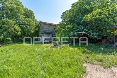 Zemljište 23.900 m², Šumber, tri kamene kuće i mir - 13