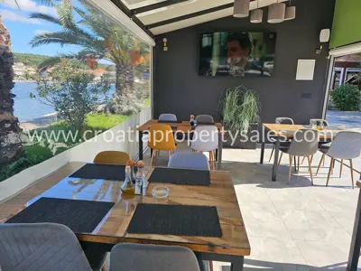 Residential-commercial house, Zadar - first row to the sea - 3
