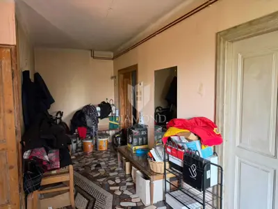 Haus 265 m², Krimeja - zwei Wohnungen, Garage und Grundstück - 8
