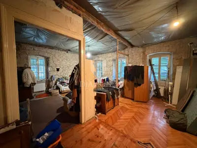Haus 265 m², Krimeja - zwei Wohnungen, Garage und Grundstück - 7
