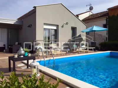 House 117 m², Poreč - quiet neighborhood and privacy - 18