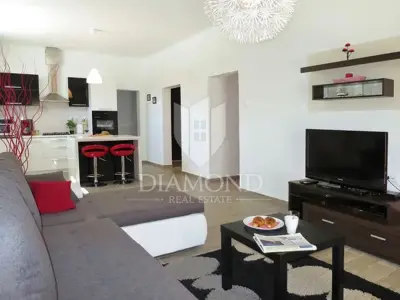 Haus zum Kauf in Labin, 320 m² - 12