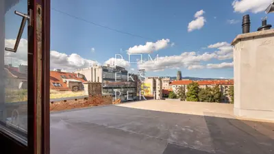 Wohnung zum Kauf in Donji grad, 120 m² - 2
