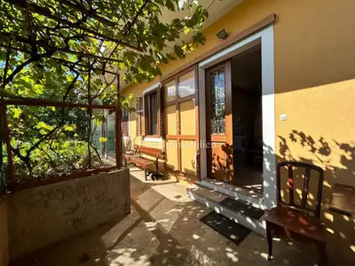 Rijeka, Krnjevo, kuća s dva stana