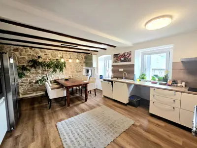 House 300 m², Režanci near Svetvinčenat - 4 bedrooms - 15