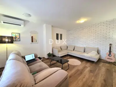House 300 m², Režanci near Svetvinčenat - 4 bedrooms - 6