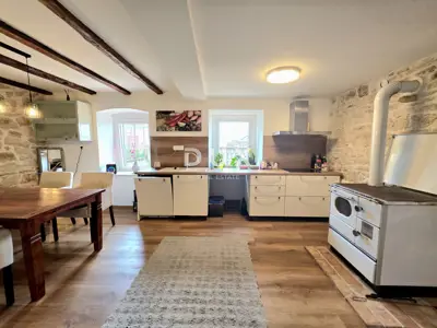 House 300 m², Režanci near Svetvinčenat - 4 bedrooms - 18