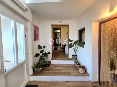House 300 m², Režanci near Svetvinčenat - 4 bedrooms - 11