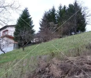 Zemljište 1.834 m², Gračani, zaštitne zelene površine