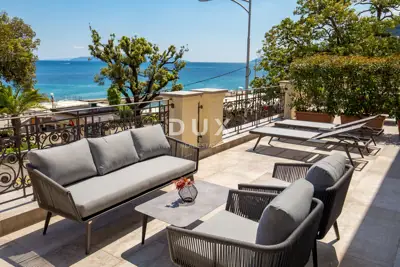 Apartment 114 m², Opatija - Centar, terrace 35 m² and view of Kvarner