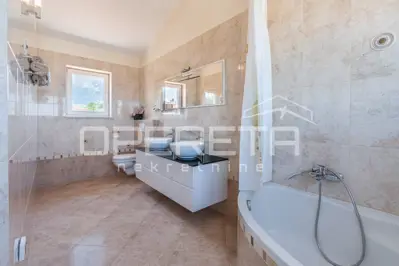 Istria, Kaštelir - house with panoramic sea views - 18