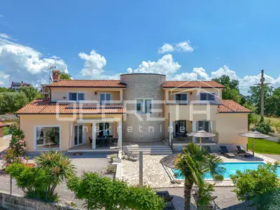 Istria, Kaštelir - house with panoramic sea views