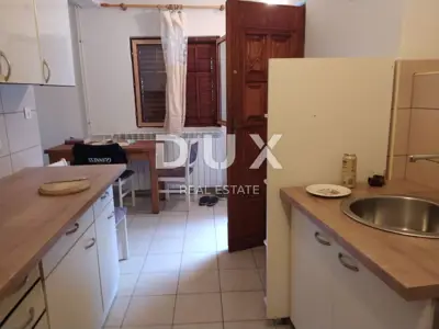 OPATIJA, POBRI - commercial building of 256 m² - 11