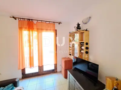 OPATIJA, POBRI - commercial building of 256 m² - 13