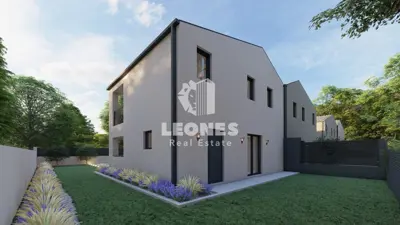 Dvojna kuća 120 m², Buje - mirno okruženje, 1,5 km od centra - 5