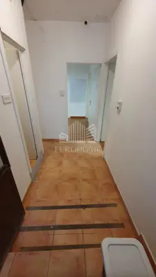 Gewerberaum 50 m², Malešnica, Lüftung und Videoüberwachung - 8