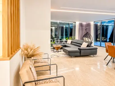 Etagenwohnung 294 m², Opatija, Panoramablick auf den Kvarner - 16