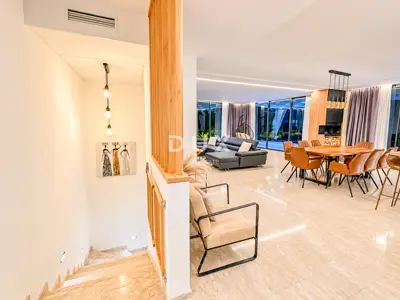 Etagenwohnung 294 m², Opatija, Panoramablick auf den Kvarner - 17