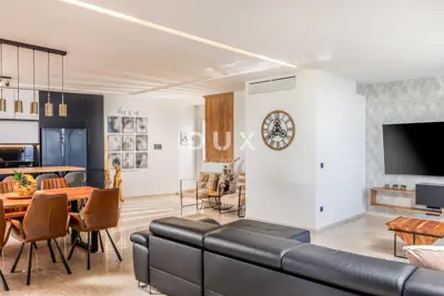 Etagenwohnung 294 m², Opatija, Panoramablick auf den Kvarner - 9