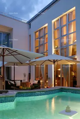 Vila, Pješčana uvala, 60 m od mora i marina