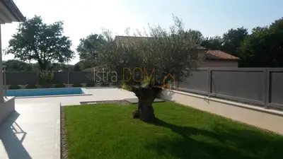 Vila 270 m² u Banjolama, 150 m od mora i bazen - 2