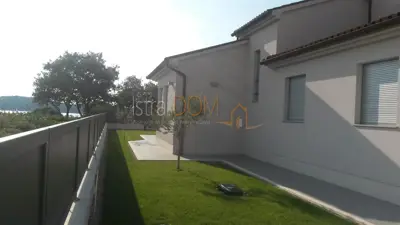 Vila 270 m² u Banjolama, 150 m od mora i bazen - 7