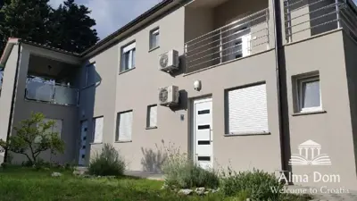 Kuća 4 apartmana, Premantura - centar i bazen