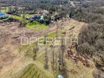 Zemljište 20.397 m², Kršan - građevinsko i poljoprivredno