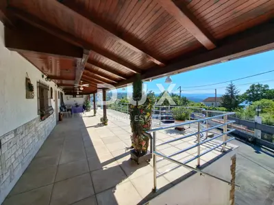 Vila 542 m², Pobri - pogled na more i okućnica 1.200 m² - 6