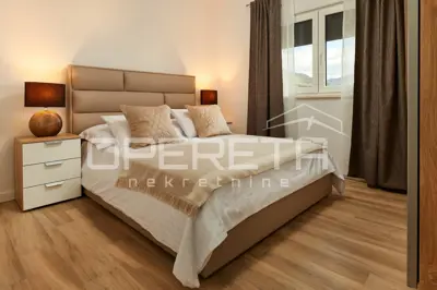 KUĆA, PRODAJA, DUGI RAT, 592 m² - 19