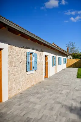 Haus 194 m², Gornje Raštane - Pool und Grill - 4