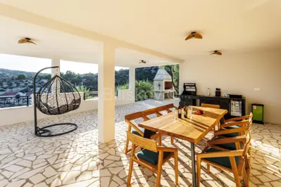 Kuća 640 m², Sevid - pogled na more i bazen - 15