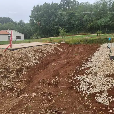 Land 931 m², Sutivanac near Barban, building permit - 8