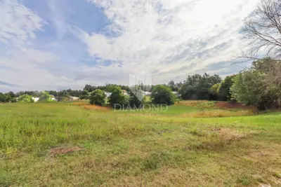 Land 9,500 m², Heki - next to the business zone - 2
