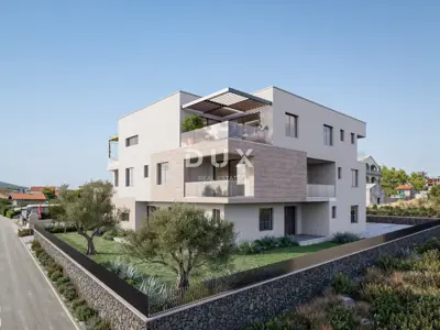 Apartment 84.8 m², Vodice - quiet dead-end street