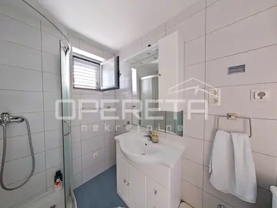 House in Tisno, 169 m², 120 m from the sea and sea view - 9