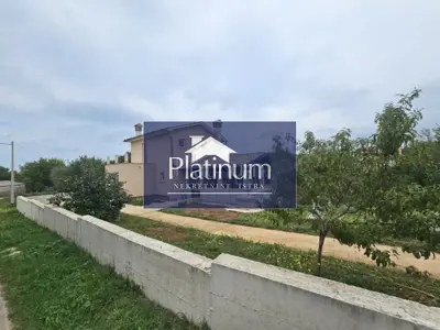Haus 200 m², Tinjan - in der Endphase - 2